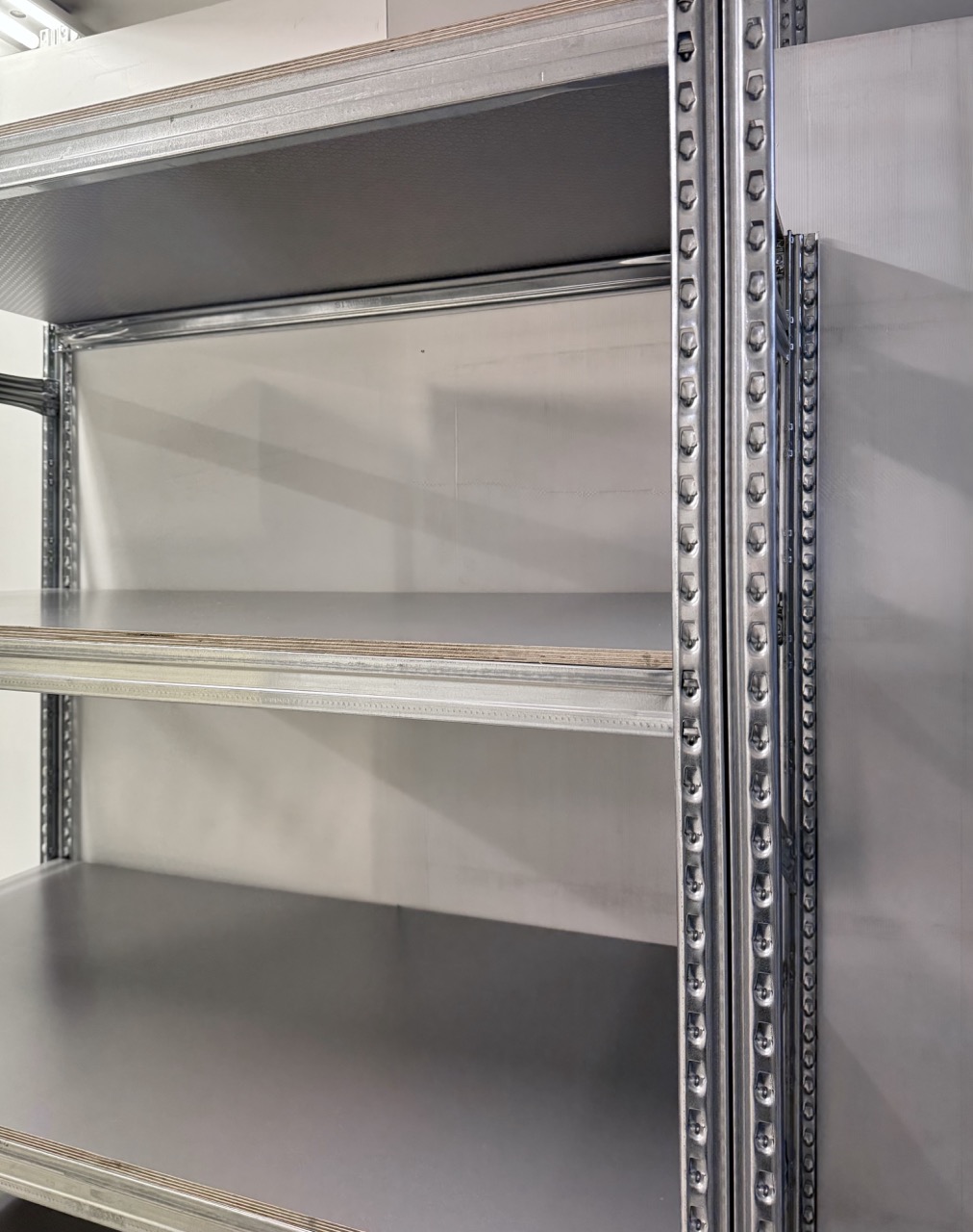 Finiera ieklājums, 595x1190x12 mm, gaiši pelēks, Heksa plus Finiera ieklājums, 595x1190x12 mm, gaiši pelēks, Heksa plus