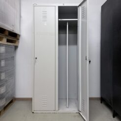 Lietots garderobes skapis Vildeta, 2x400 mm