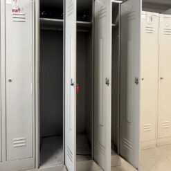 Lietots garderobes skapis, 3x300 mm, AJ Campus