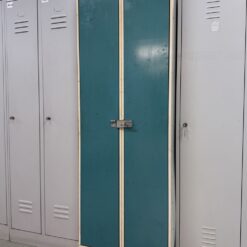 Lietots garderobes skapis, 1x600 mm, vienam cilvēkam - divi nodalījumi
