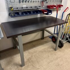 Metāla darbgalds, 1500x746x895 mm