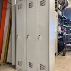 Ietilpīgs garderobes skapis, 3x300 mm, LIEPL
