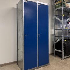 Lietots garderobes skapis, 2x400 mm