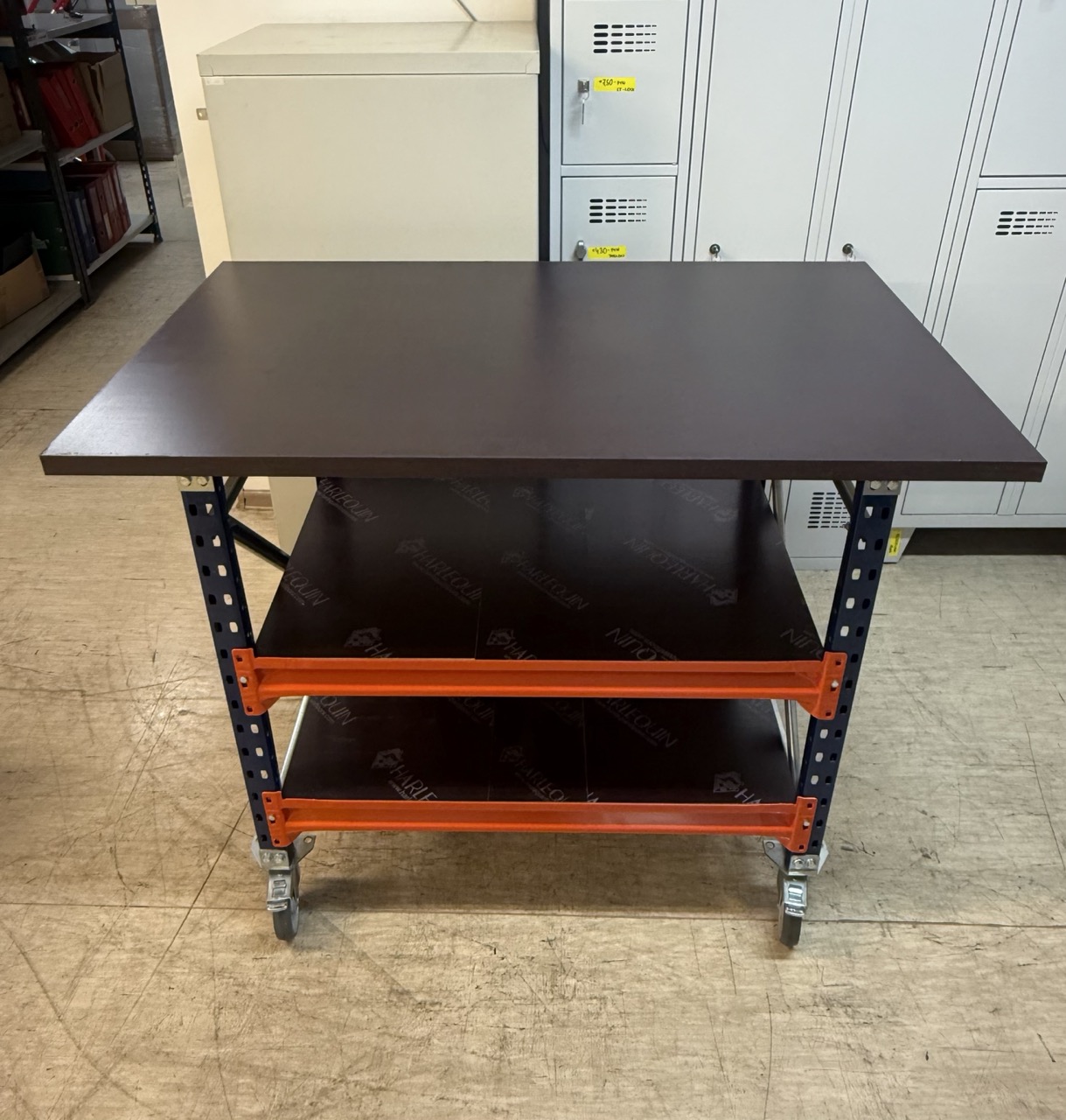 Darbagalds uz ritenīšiem, 1250x800xH980 mm