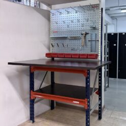 Metāla darbagalds ar piederumiem, 1250x800xH1750 mm